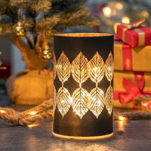 Elegancki lampion do salonu