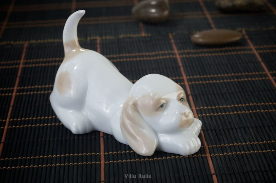 Figurka porcelanowa pies 11 cm DREVER